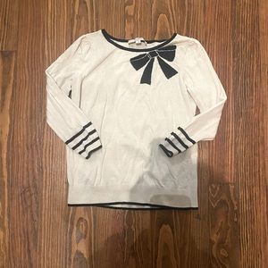 Crew neck Loft bow sweater